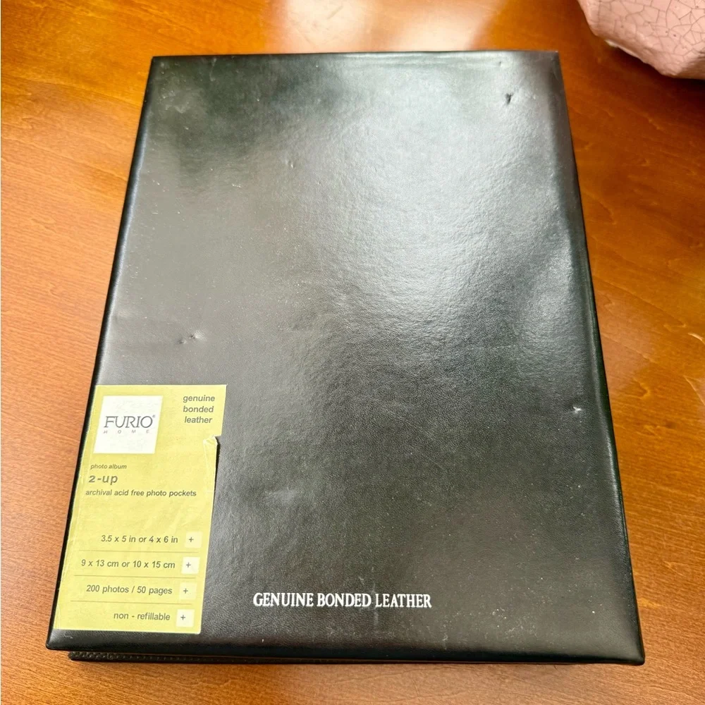 Genuine leather 4x6 photo album